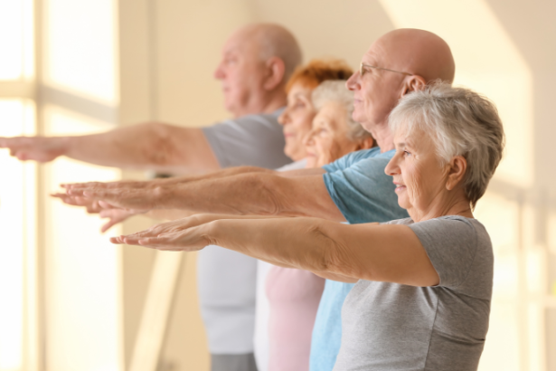 Elias Assum Sabbag Junior explica como a prática de exercícios físicos garante mais qualidade de vida e bem-estar aos idosos.