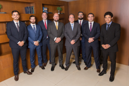 Rodrigo Gonçalves Pimentel explica como o stay period altera a cobrança de dívidas e dá fôlego para empresas em recuperação judicial.