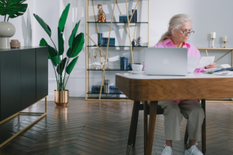 Sindnapi - Sindicato Nacional dos Aposentados, Pensionistas e Idosos aborda os desafios da proteção social do idoso na era digital.